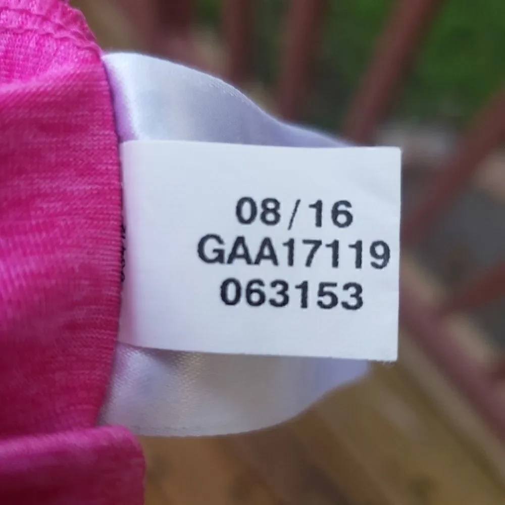 Reebok Girls Long Sleeve Pullover Shirt, sz Large,  Pink